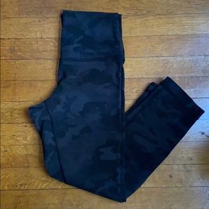 Lululemon Cropped Legging